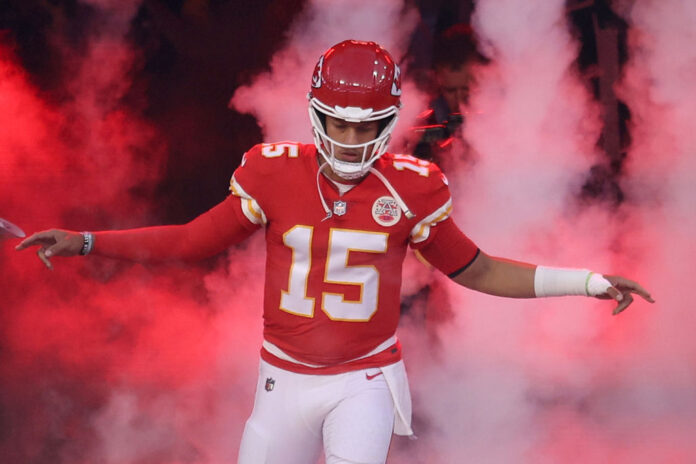 Exclusive : Patrick Mahomes loses support and generates concern from Julian Edelman Support and Other prerequisite of Fame .. .