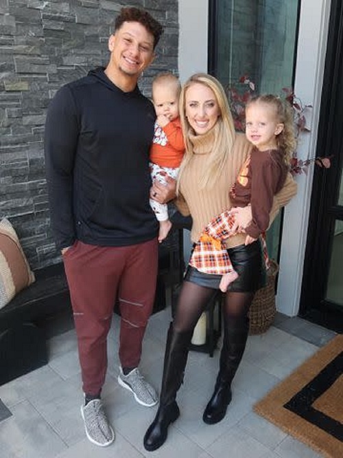 Brittany Mahomes Reveals She Has a Fractured Back: 'Please Take Care of Your Pelvic Floor...