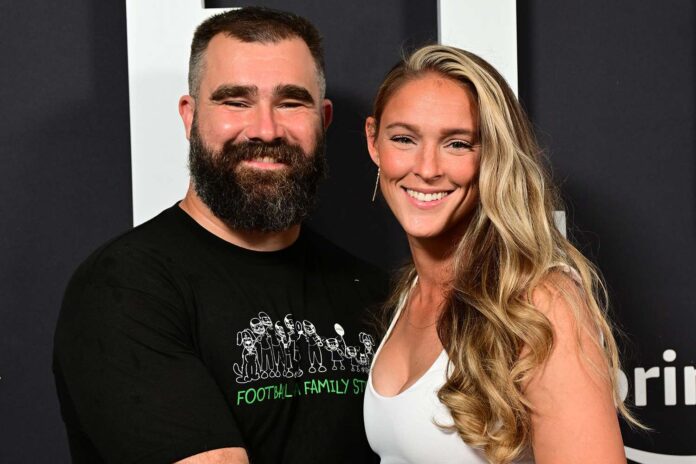 Jason Kelce, the Eagles player, expressed his gratitude for his beautiful wife 