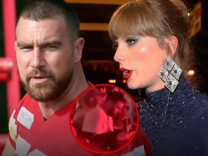 Mar 9, 2024 － Amazing: Taylor Swift’s loyal fans defended her boyfriend, Travis Kelce, after he was seen texting during her Eras Tour in Singapore...