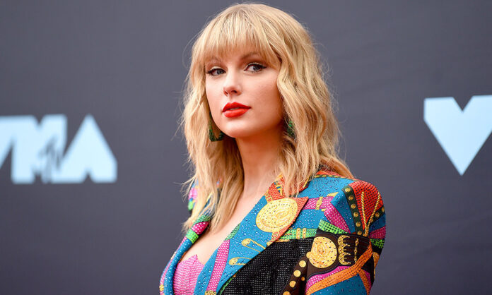News Update: Taylor Swift addresses her fans bluntly, stating the fact that, 